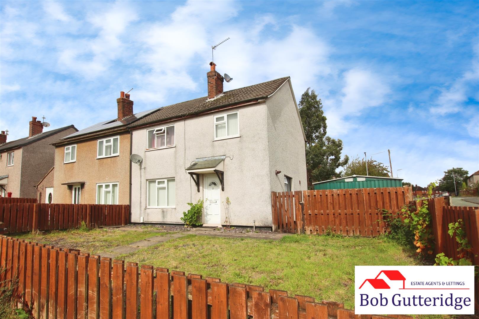 3 bedroom Semi-Detached House For Sale