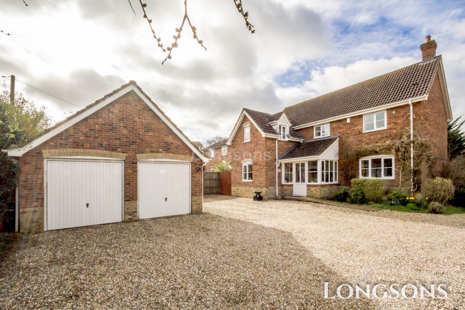 5 bedroom Detached SSTC