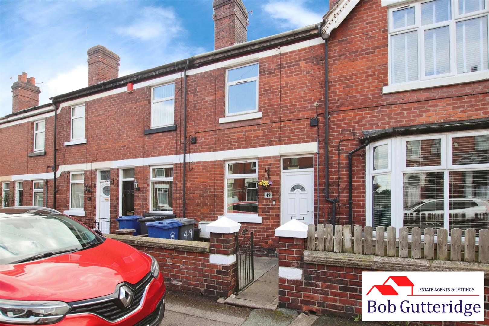 2 bedroom Terraced House SSTC