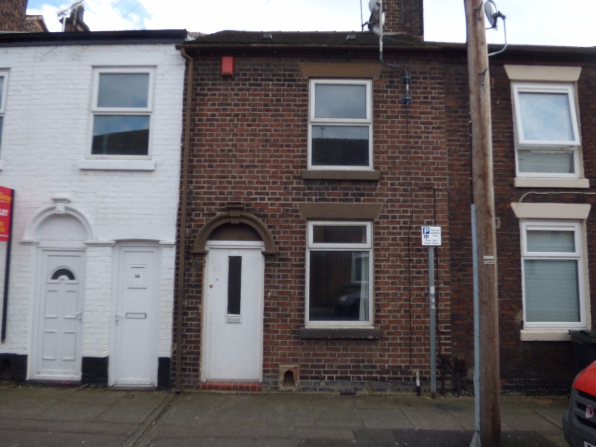 2 bedroom Terraced House To Let