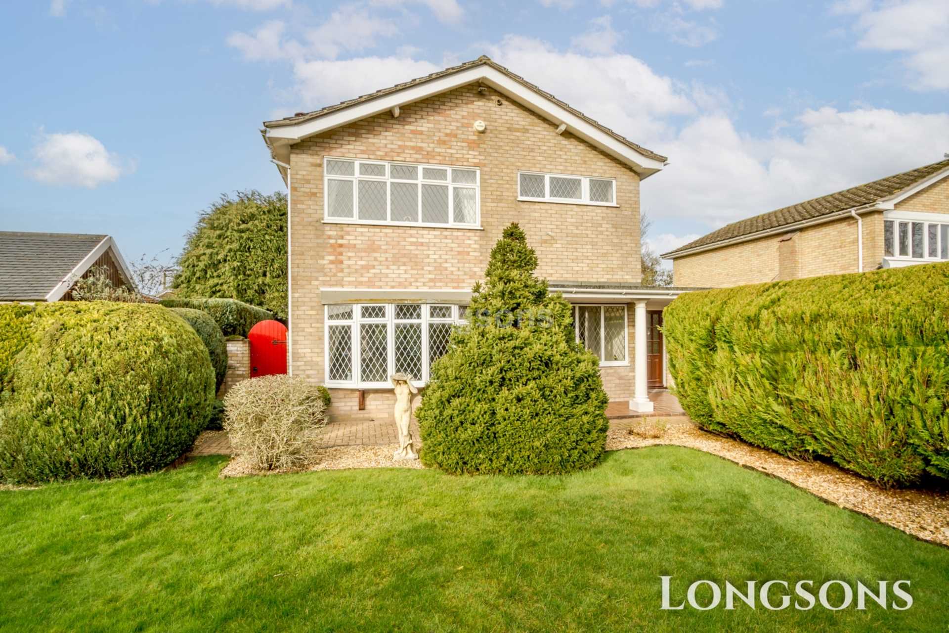 3 bedroom Detached house SSTC