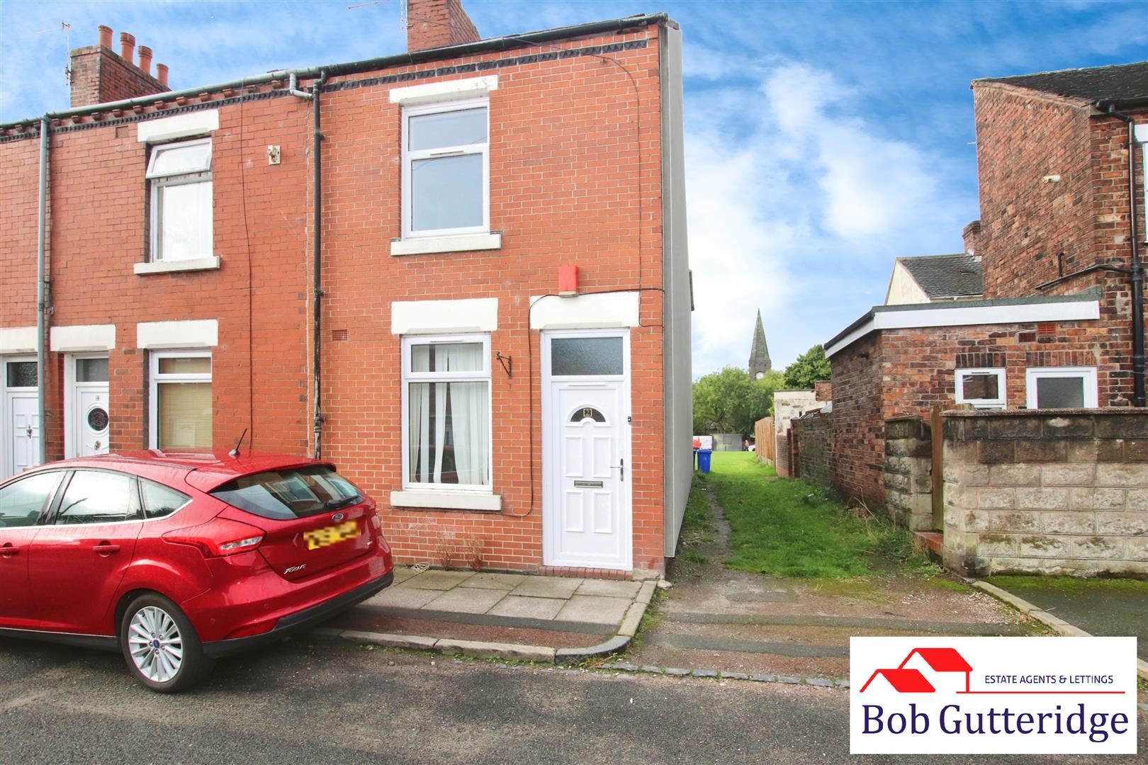 3 bedroom Terraced House To Let