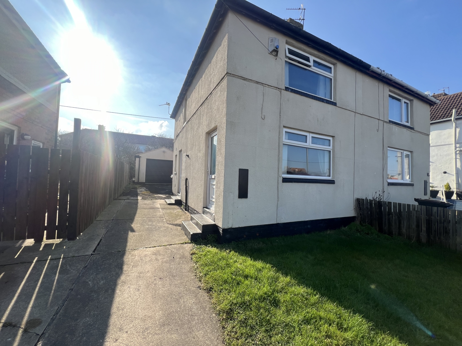 2 bedroom Semi-Detached Under Offer