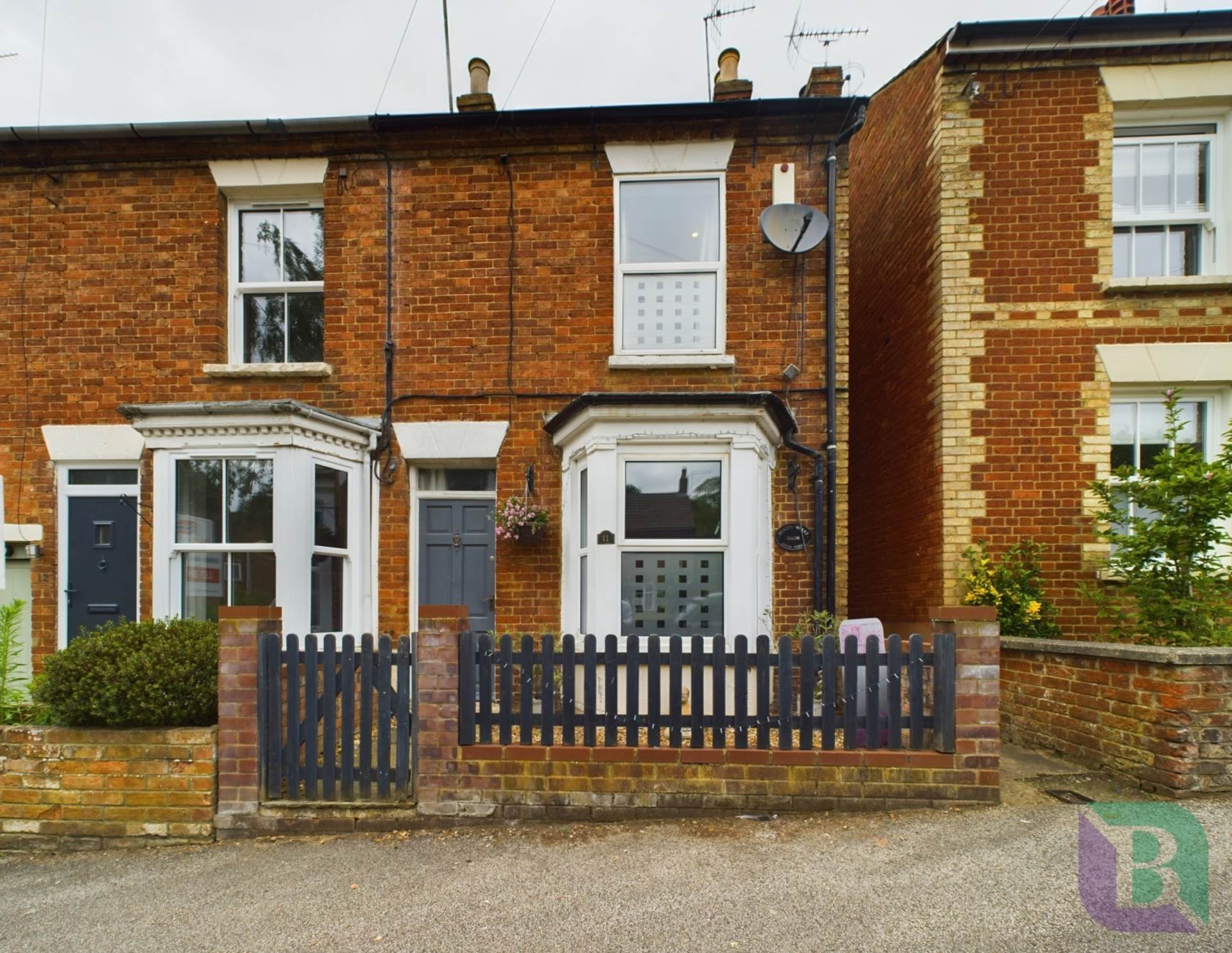 2 bedroom Semi-Detached House For Sale