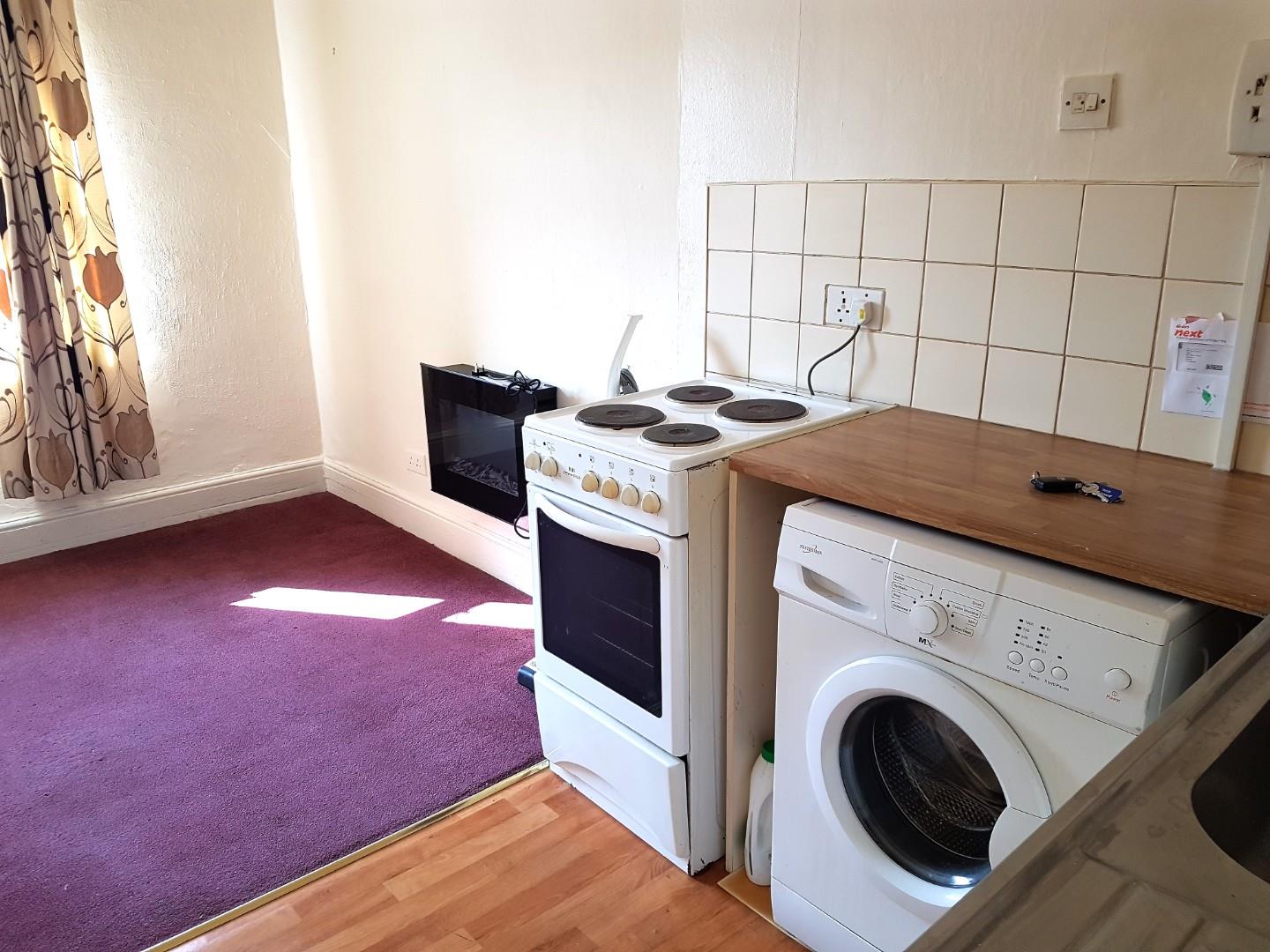 1 bedroom Conversion Let Agreed