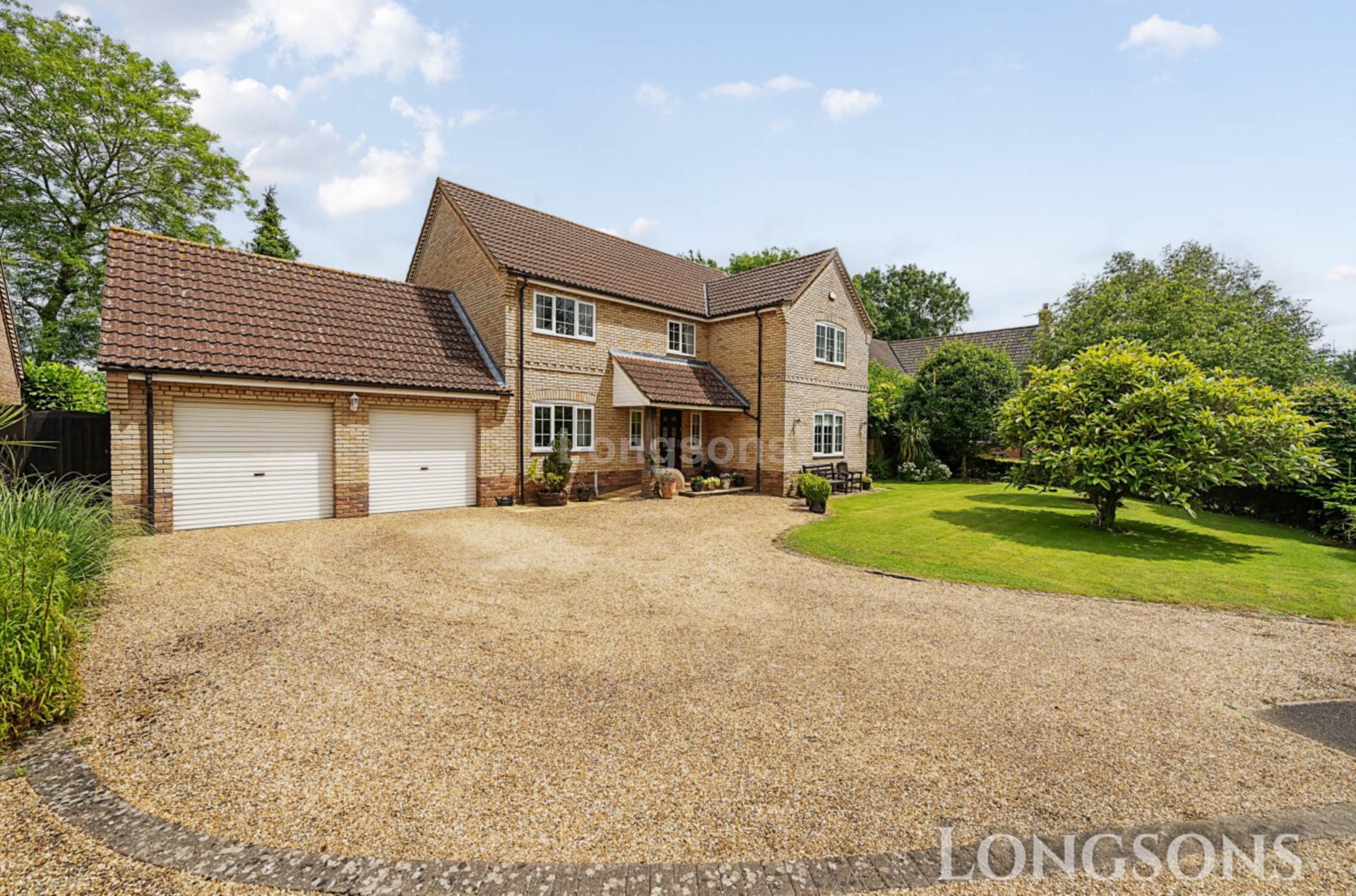 4 bedroom Detached For Sale