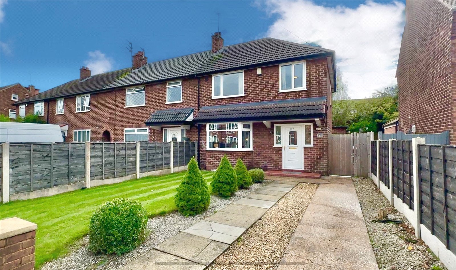 3 bedroom End of Terrace House SSTC