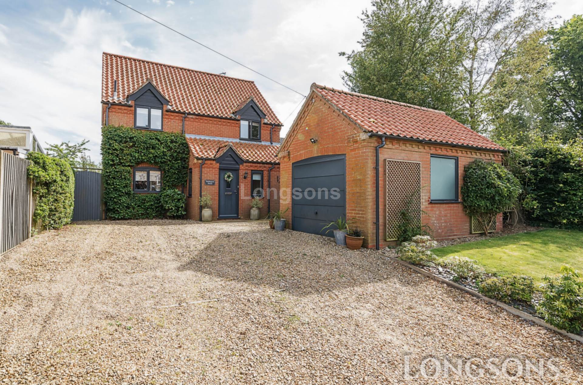 4 bedroom Detached For Sale