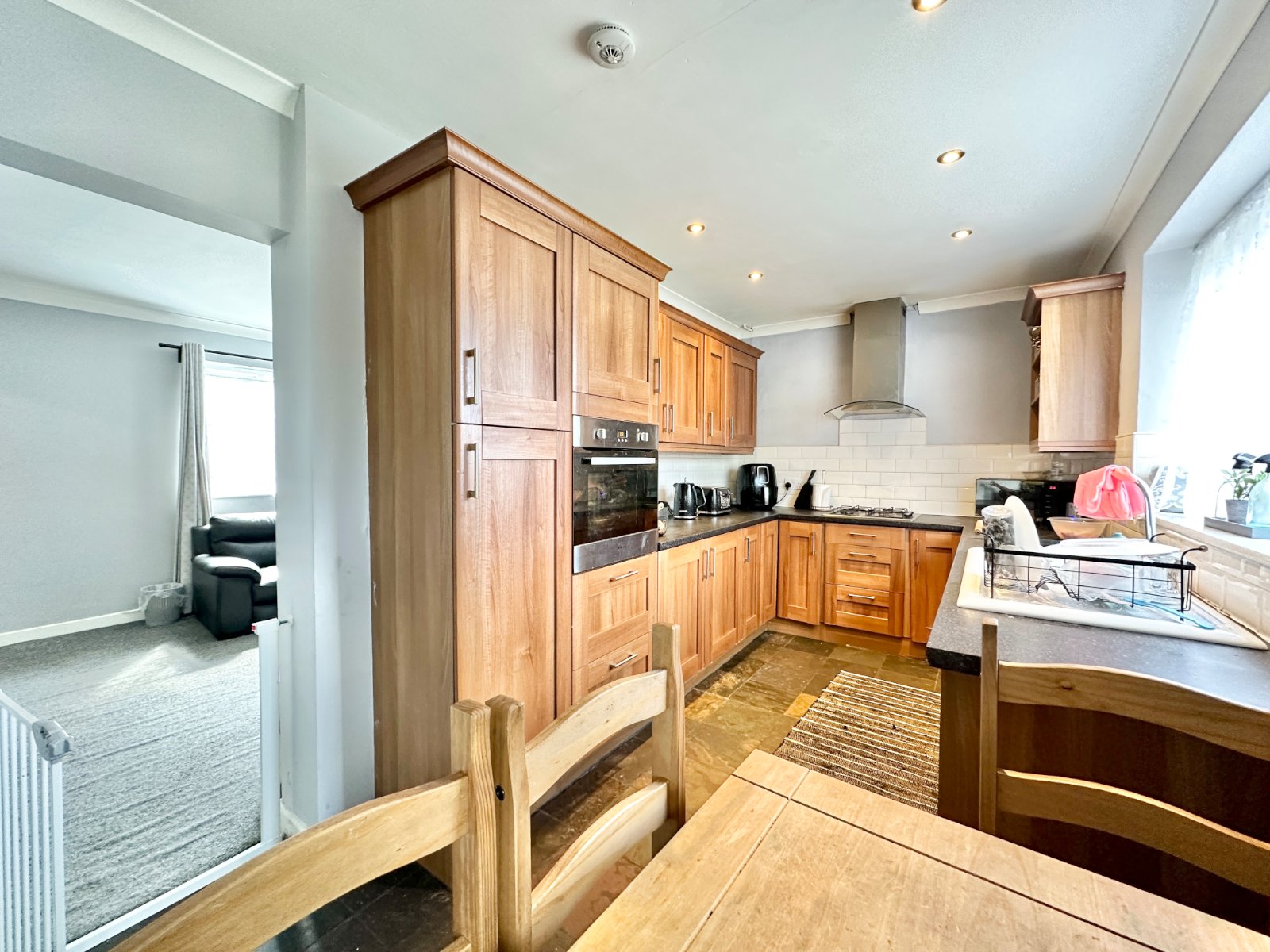 3 bedroom Terraced House SSTC