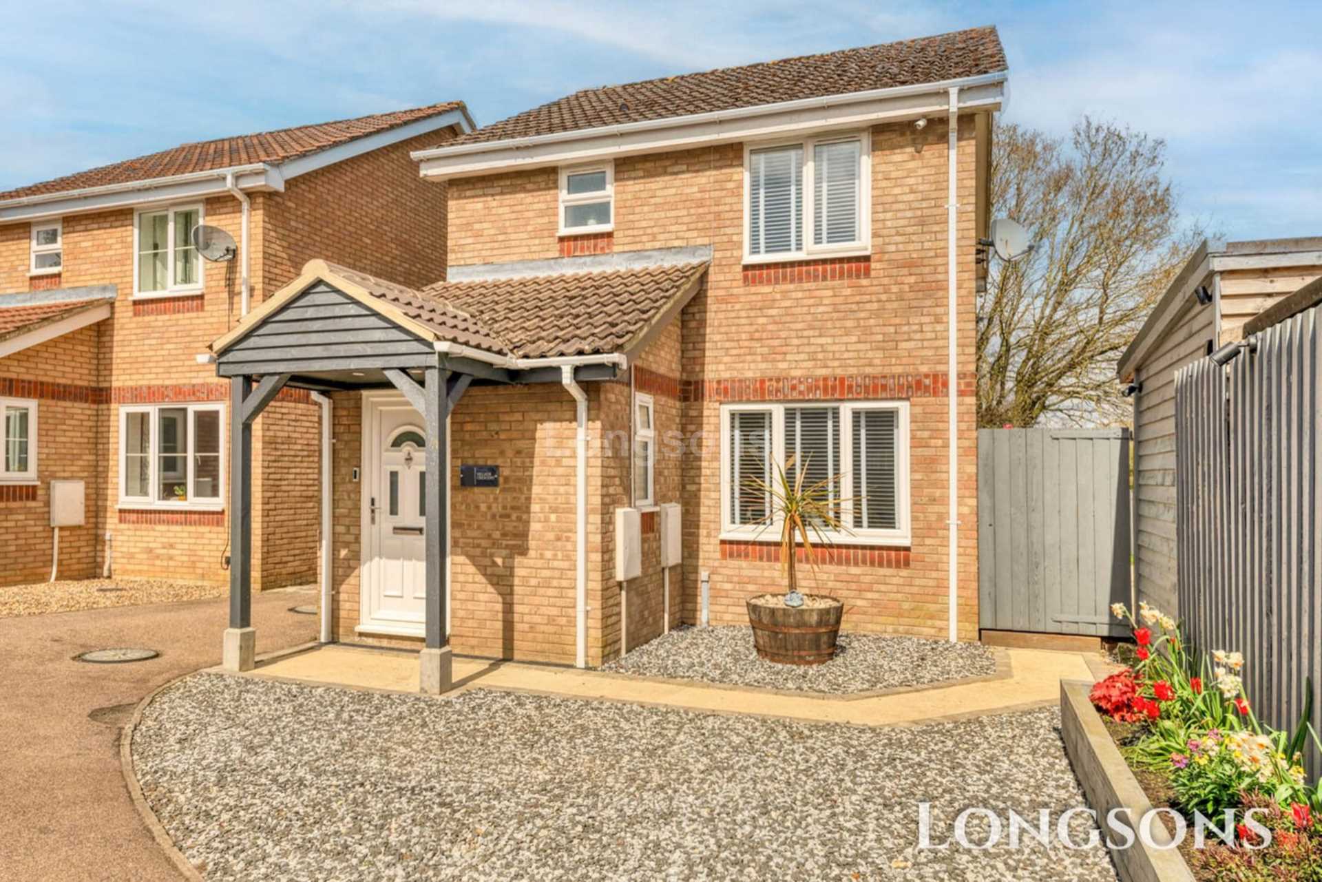 3 bedroom Detached SSTC