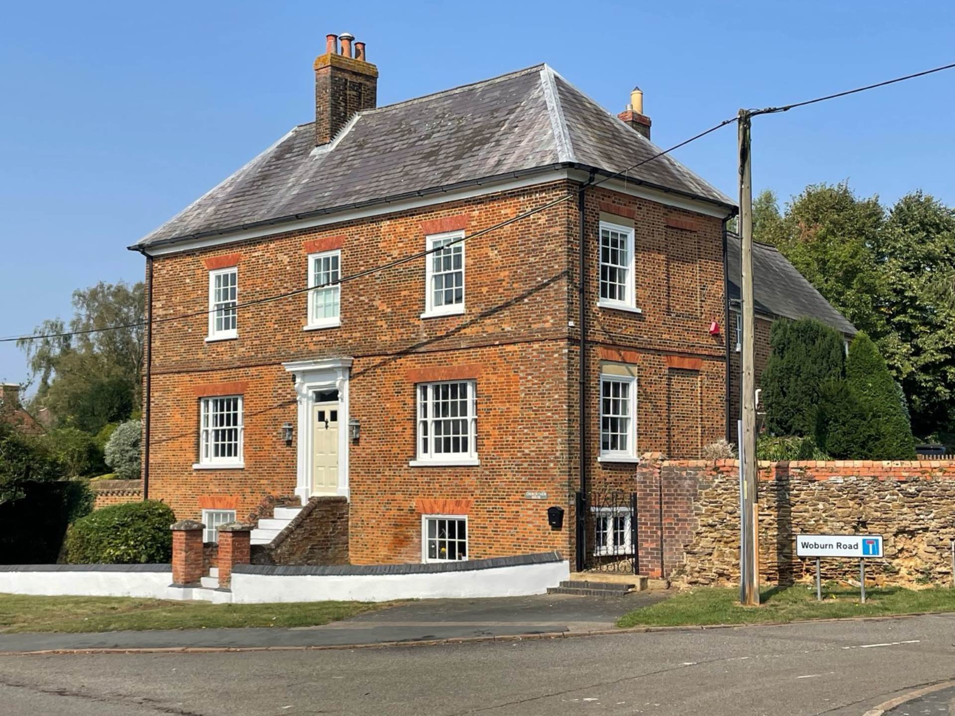 6 bedroom Detached House For Sale
