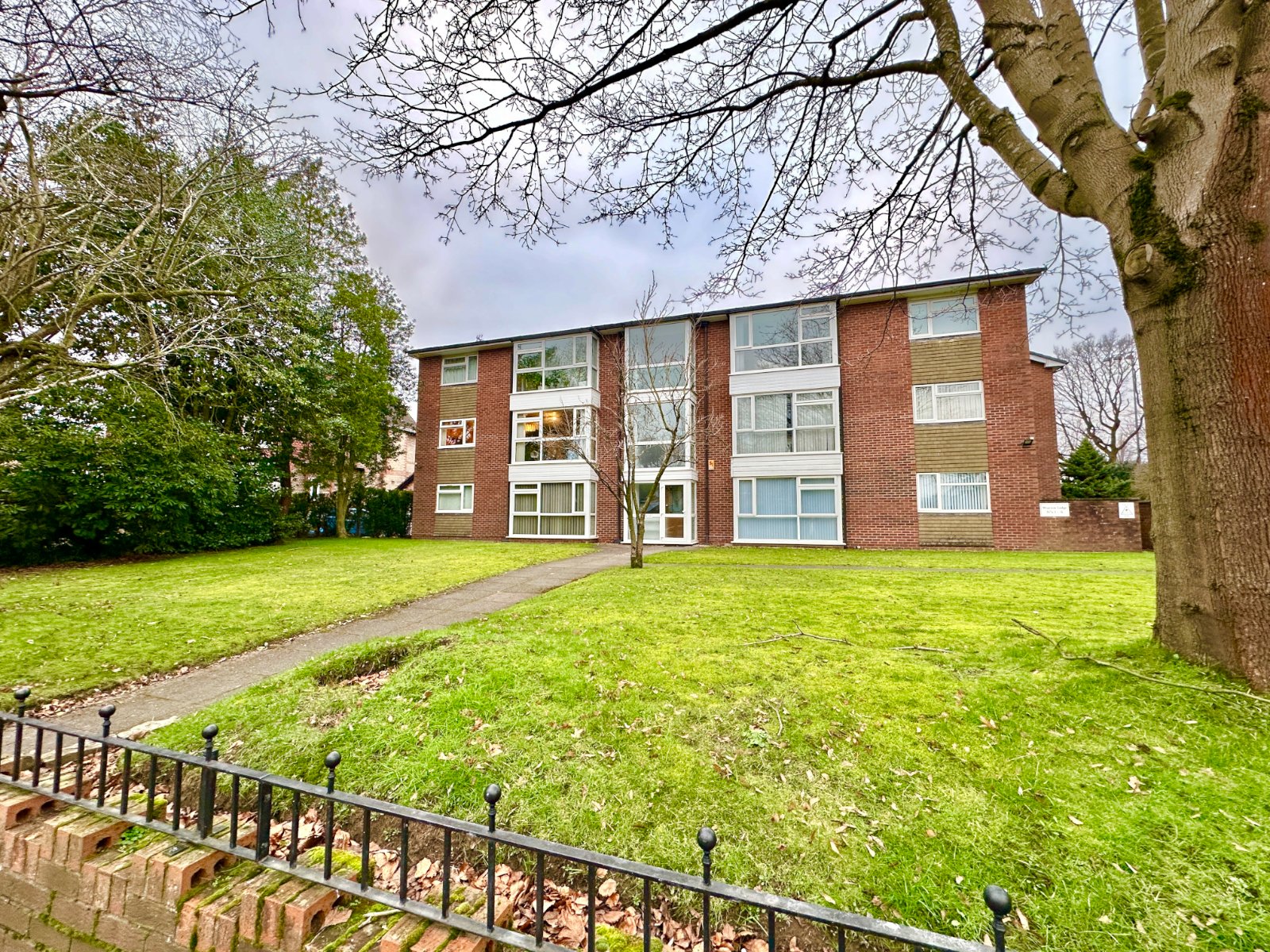 3 bedroom Apartment SSTC