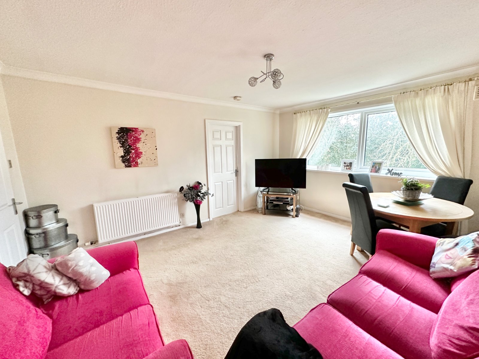 2 bedroom Apartment For Sale
