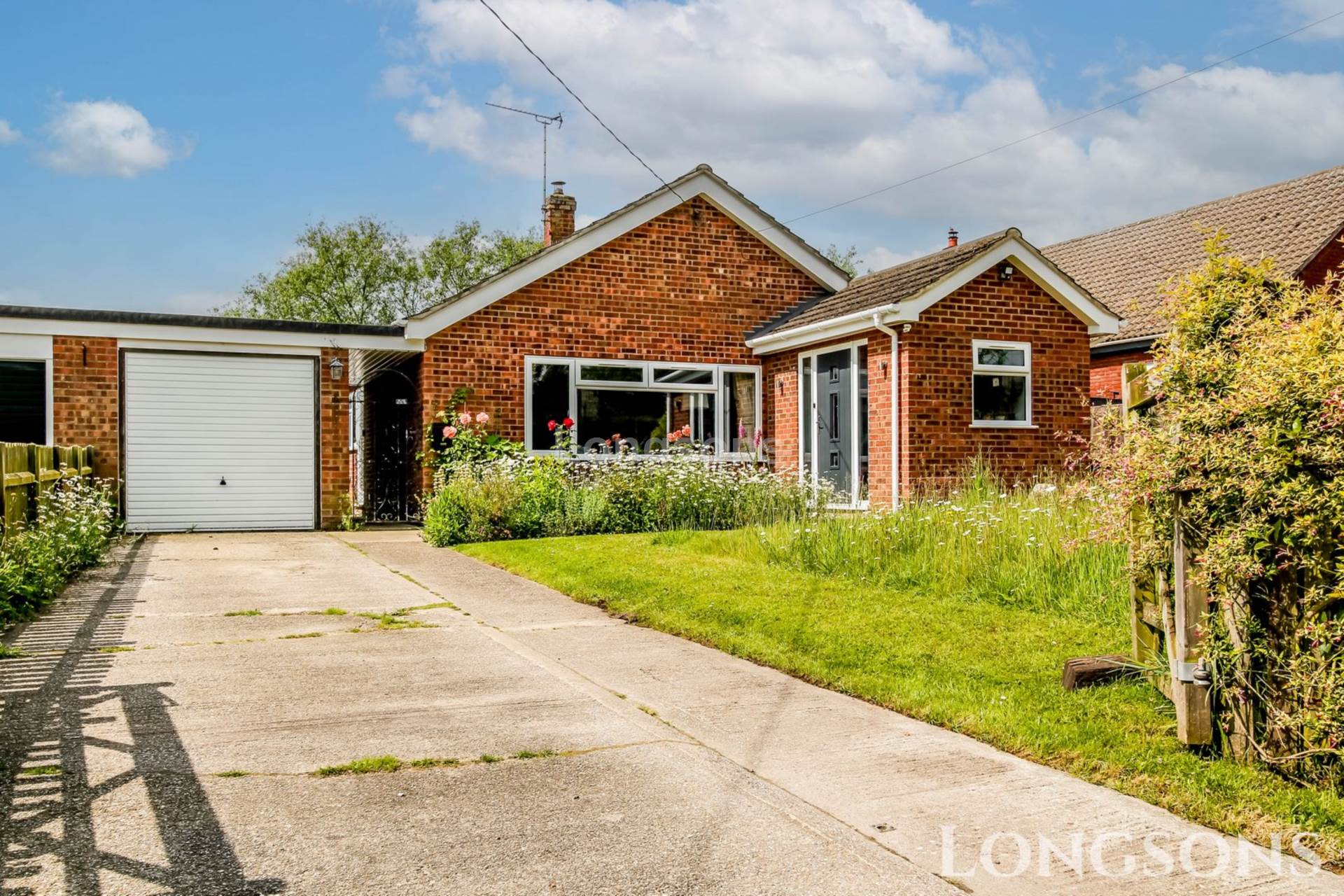 3 bedroom Detached For Sale