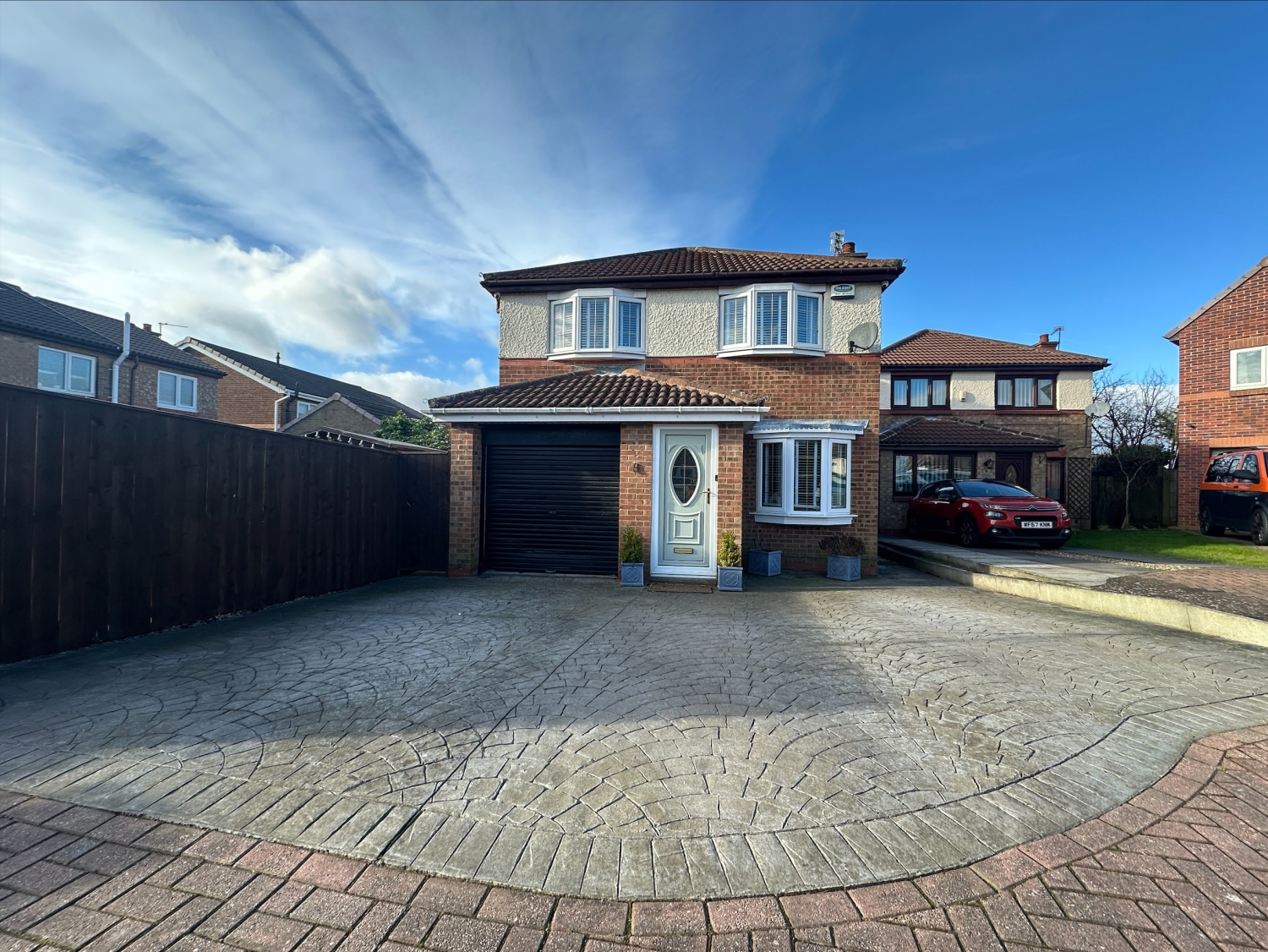 3 bedroom Detached Under Offer