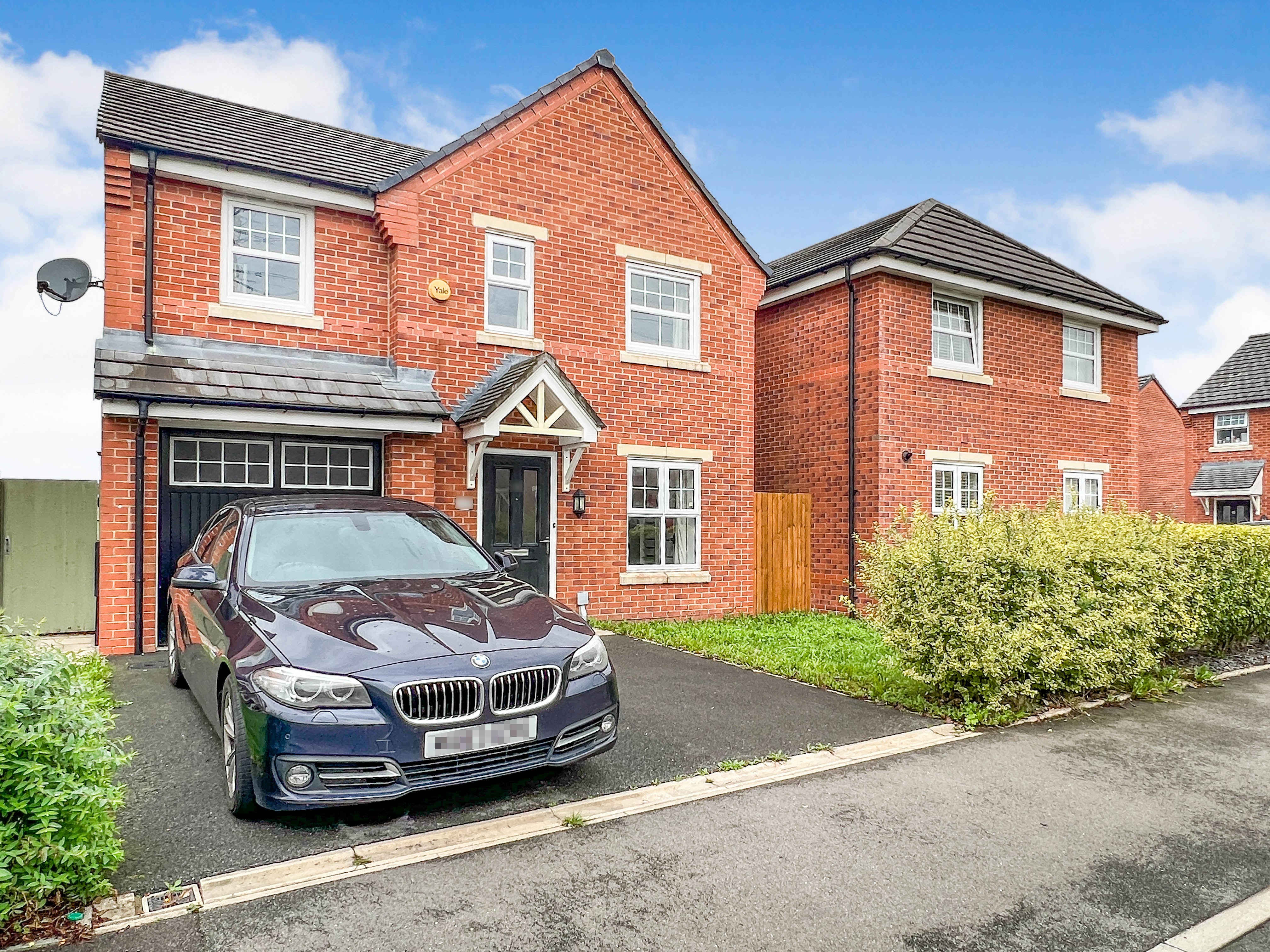 4 bedroom House For Sale