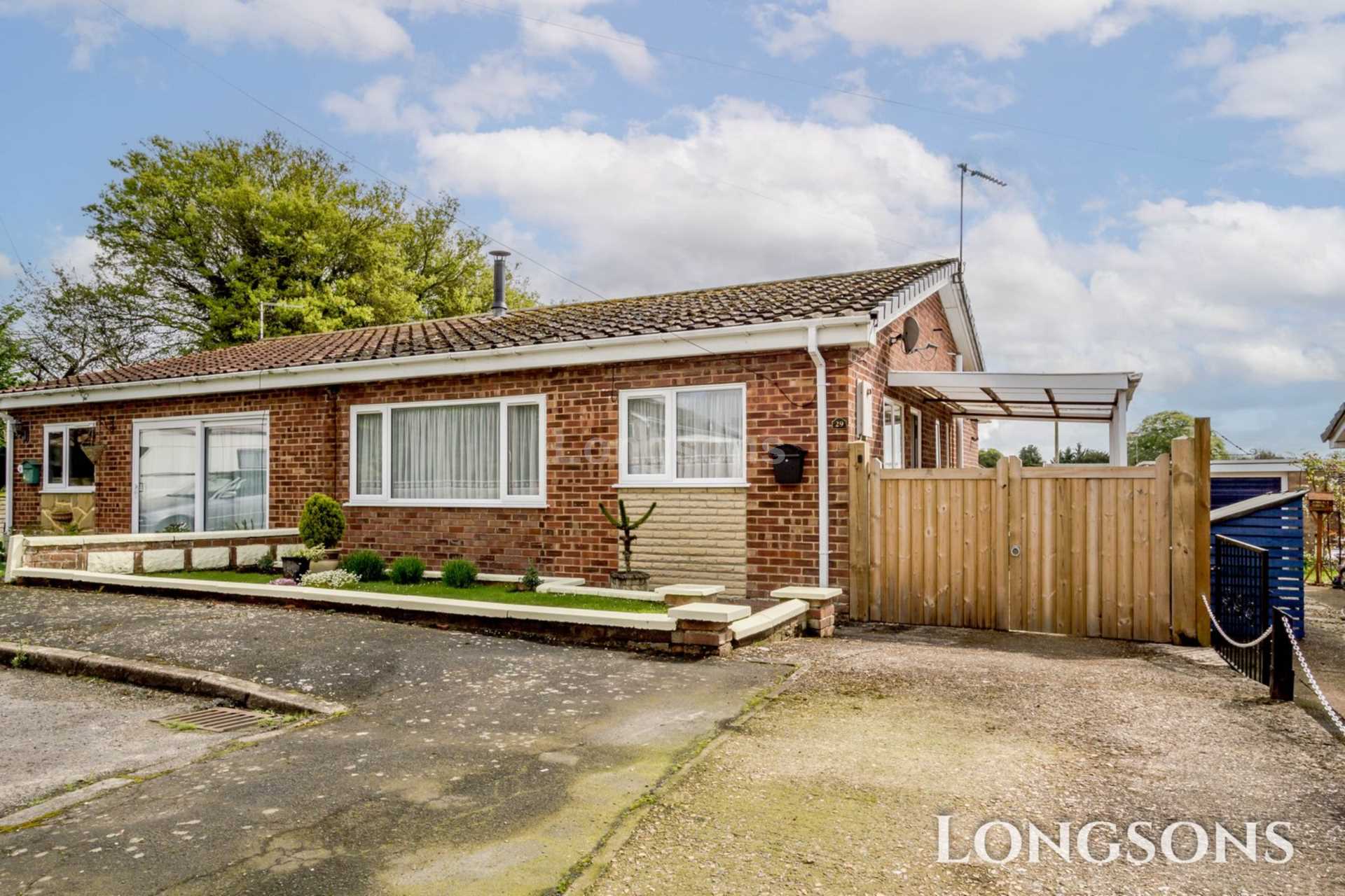 2 bedroom Semi-Detached For Sale