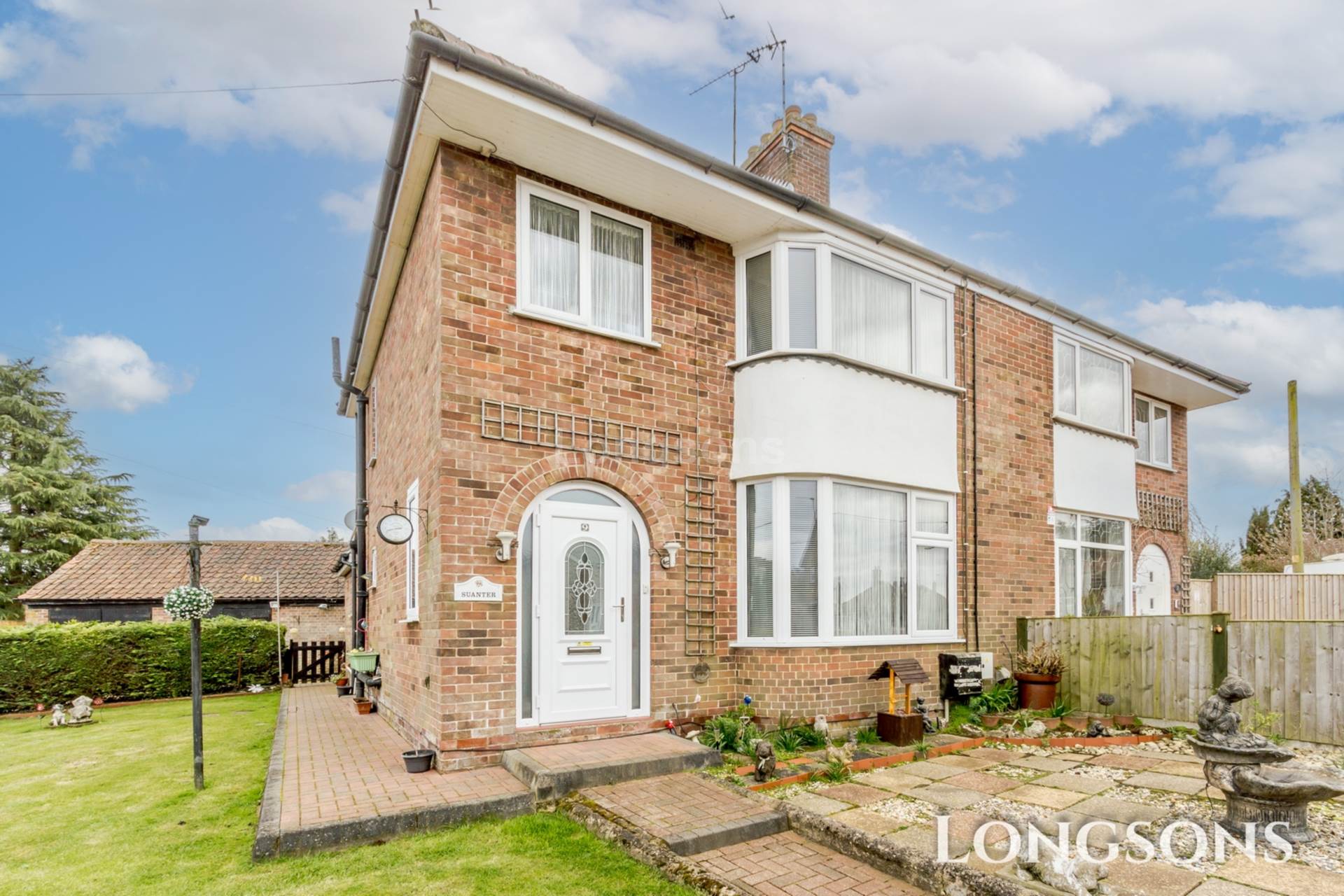 3 bedroom Semi-Detached For Sale