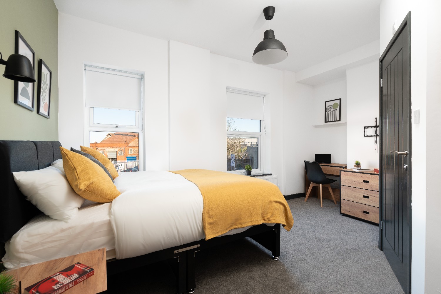 1 bedroom  Let Agreed