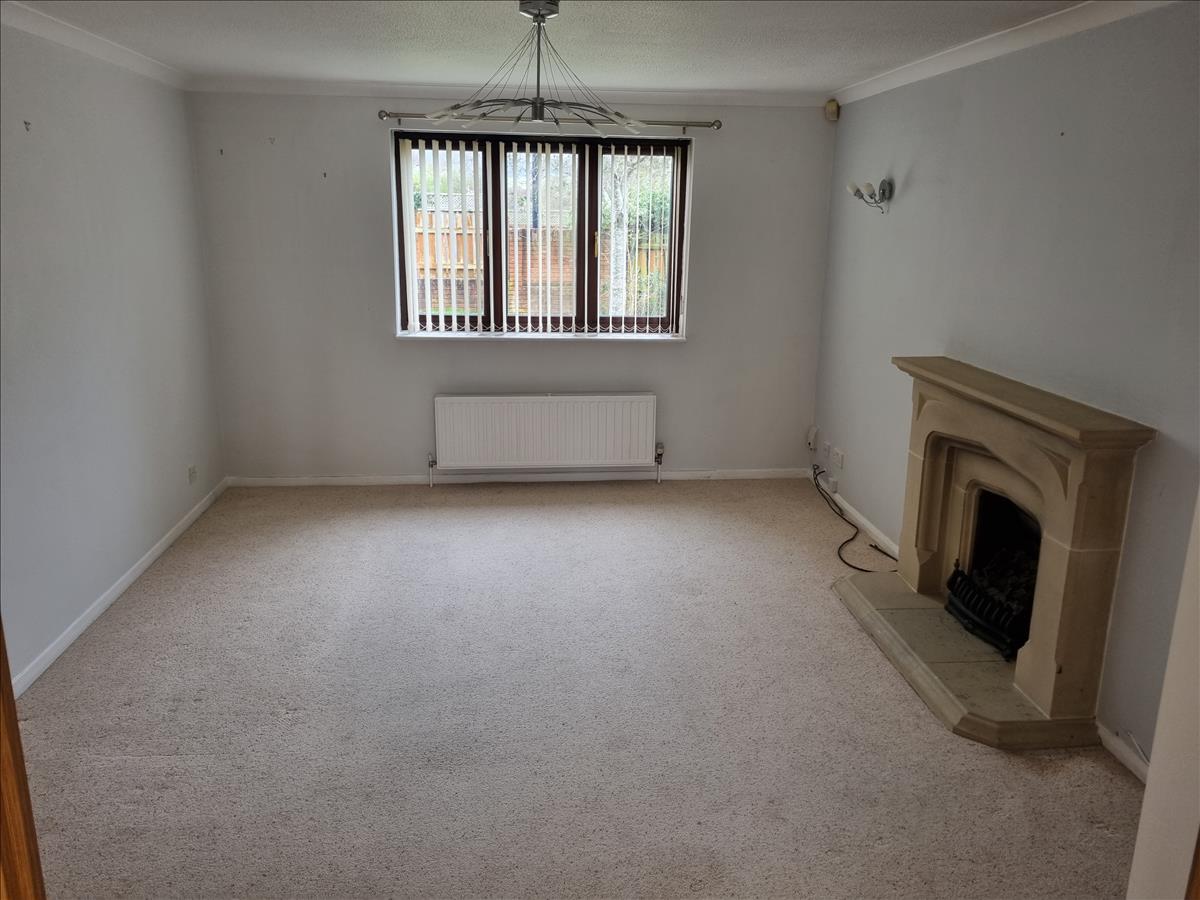 4 bedroom Detached house SSTC