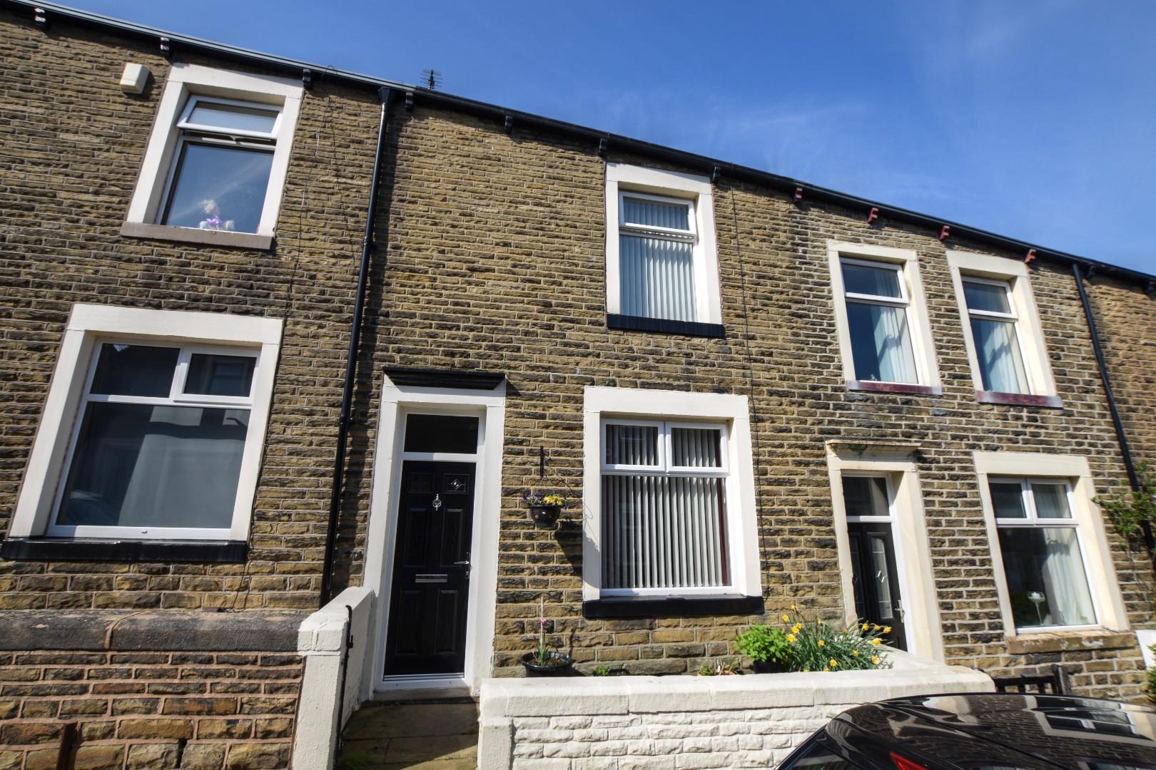2 bedroom Terraced Under Offer