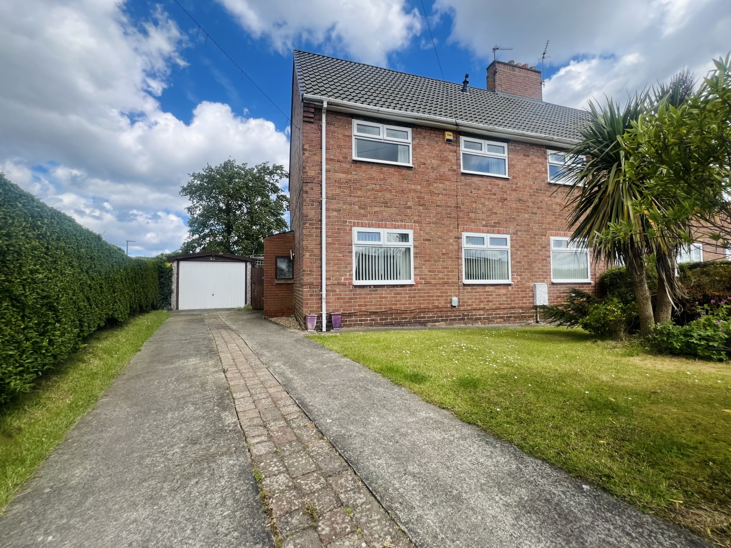 3 bedroom Semi-Detached Under Offer