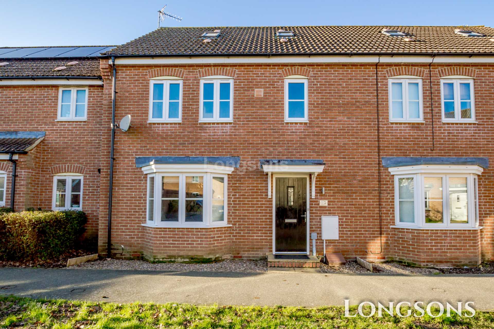 4 bedroom Townhouse For Sale