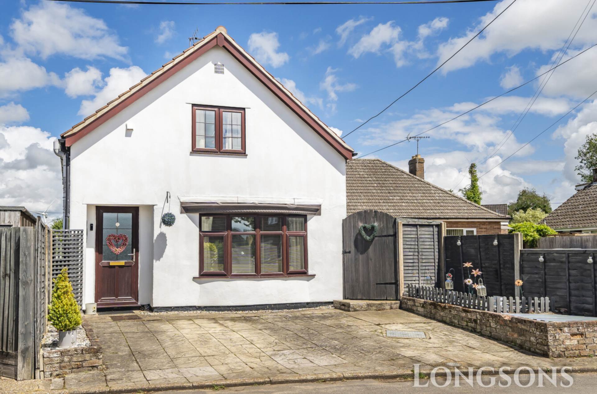 3 bedroom Detached For Sale