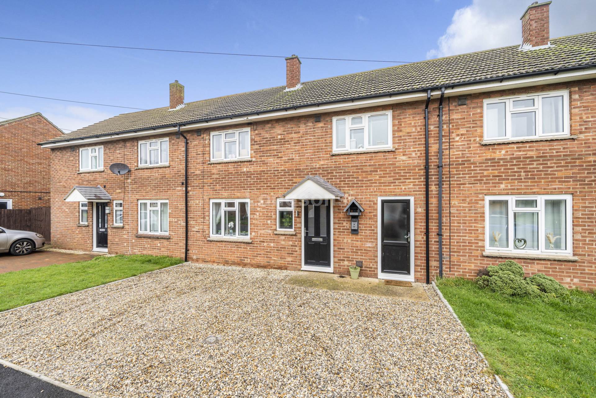 3 bedroom Terraced SSTC