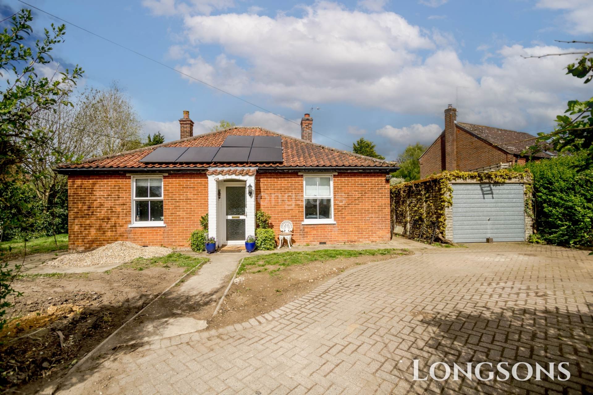 3 bedroom Detached For Sale