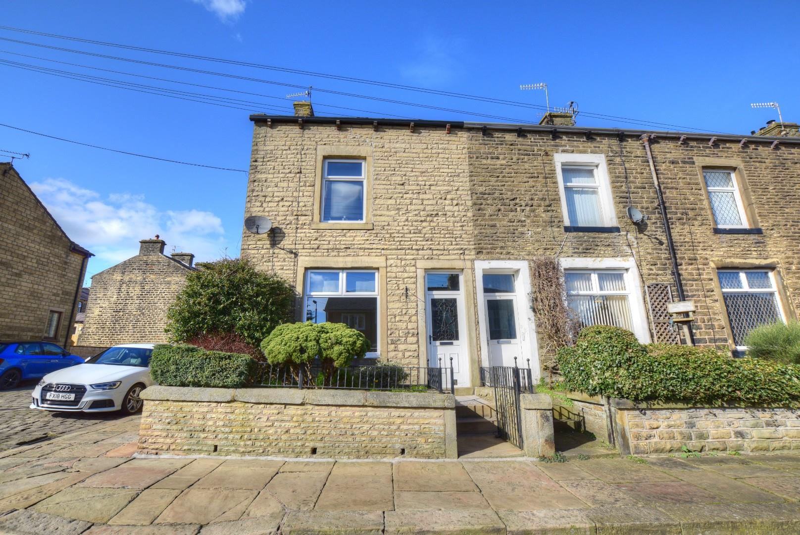3 bedroom End Terrace Under Offer
