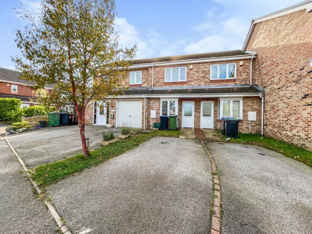 2 bedroom Terraced For Sale