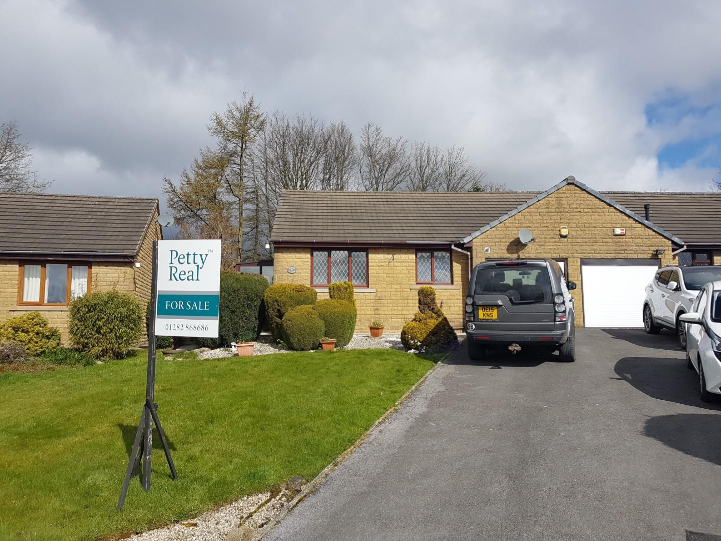 2 bedroom Semi Detached Under Offer