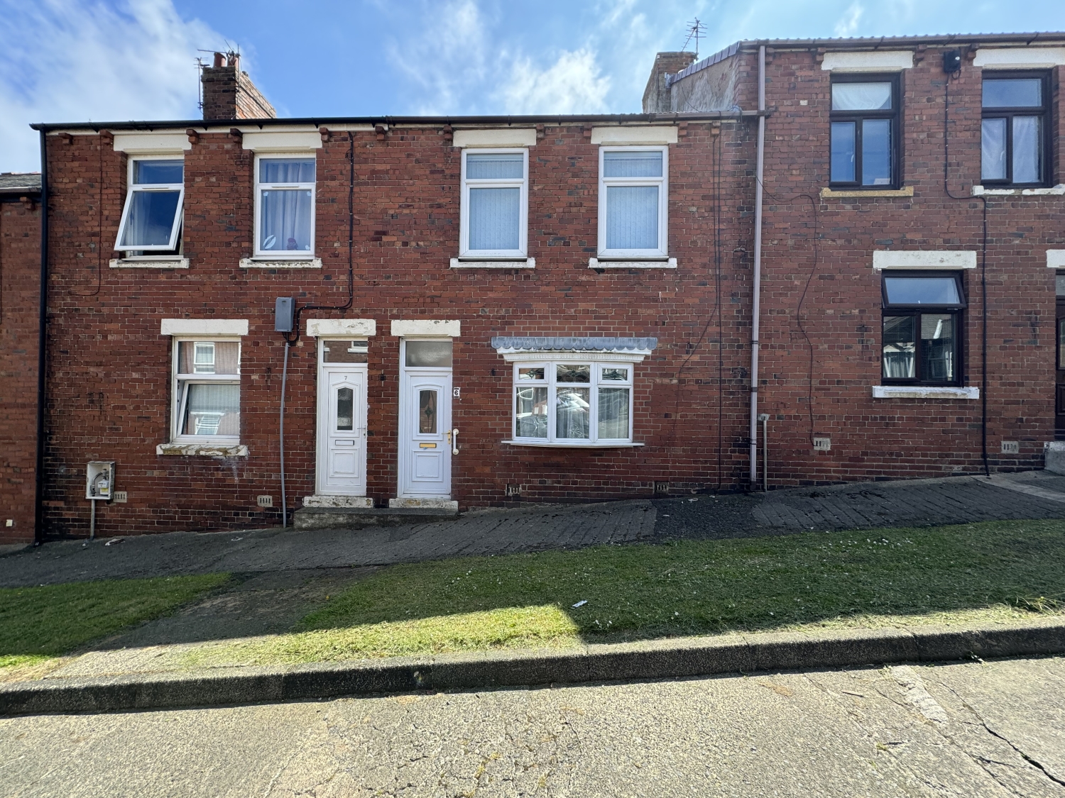 3 bedroom Terraced For Sale