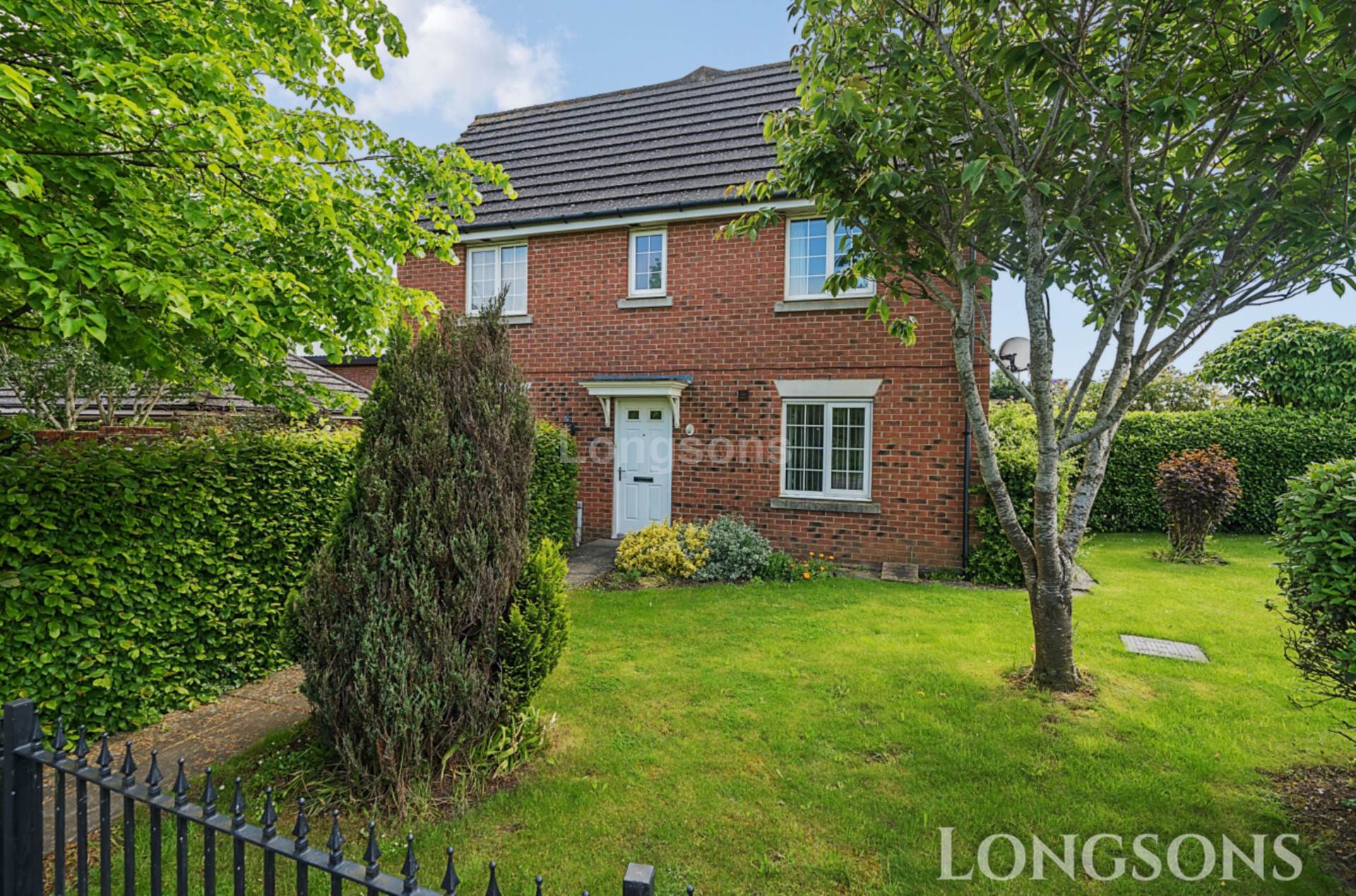 3 bedroom Semi-Detached SSTC