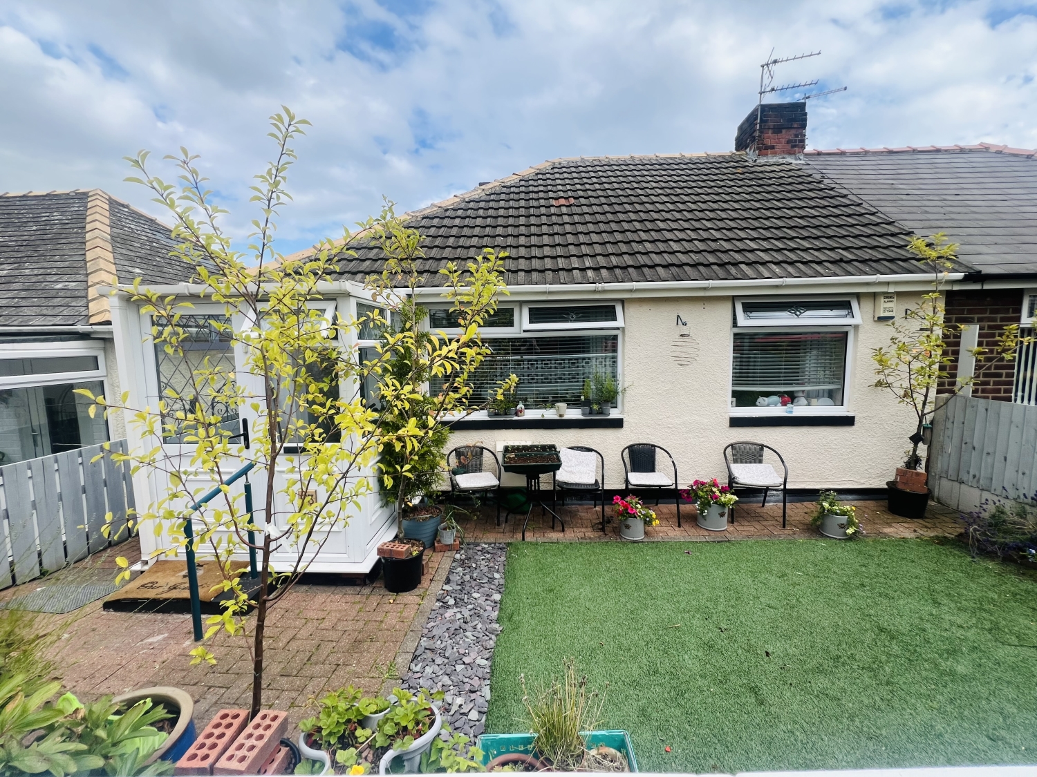 2 bedroom Semi-Detached Under Offer