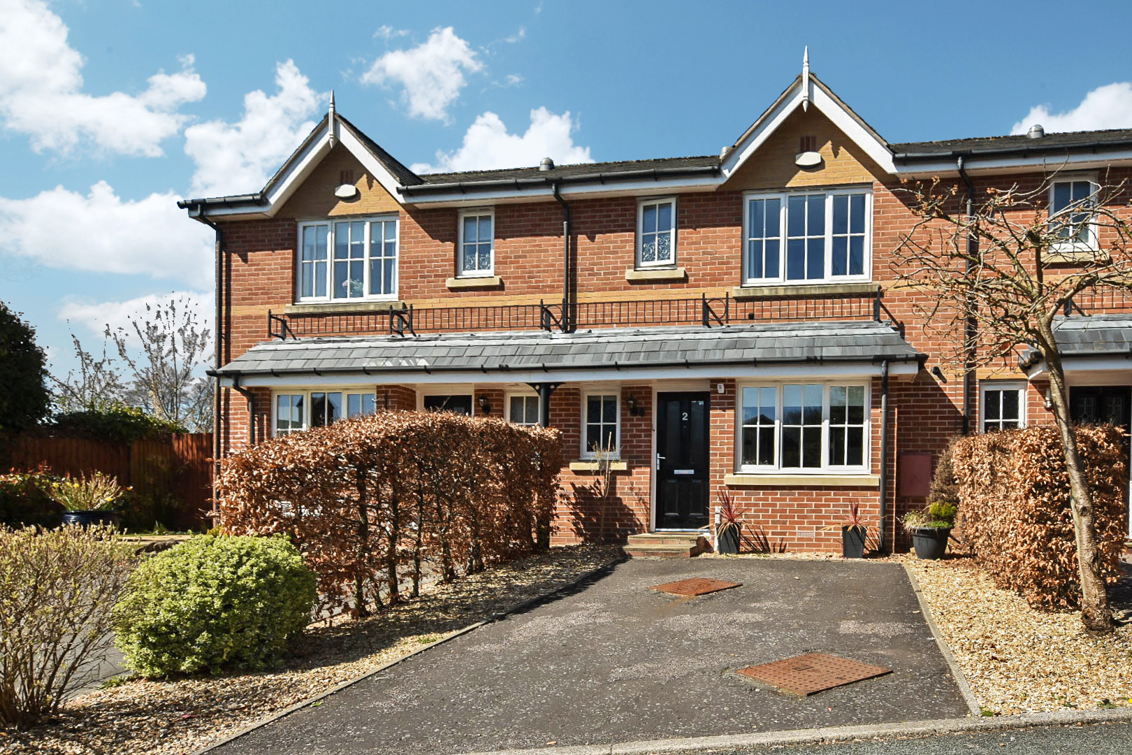 2 bedroom House For Sale