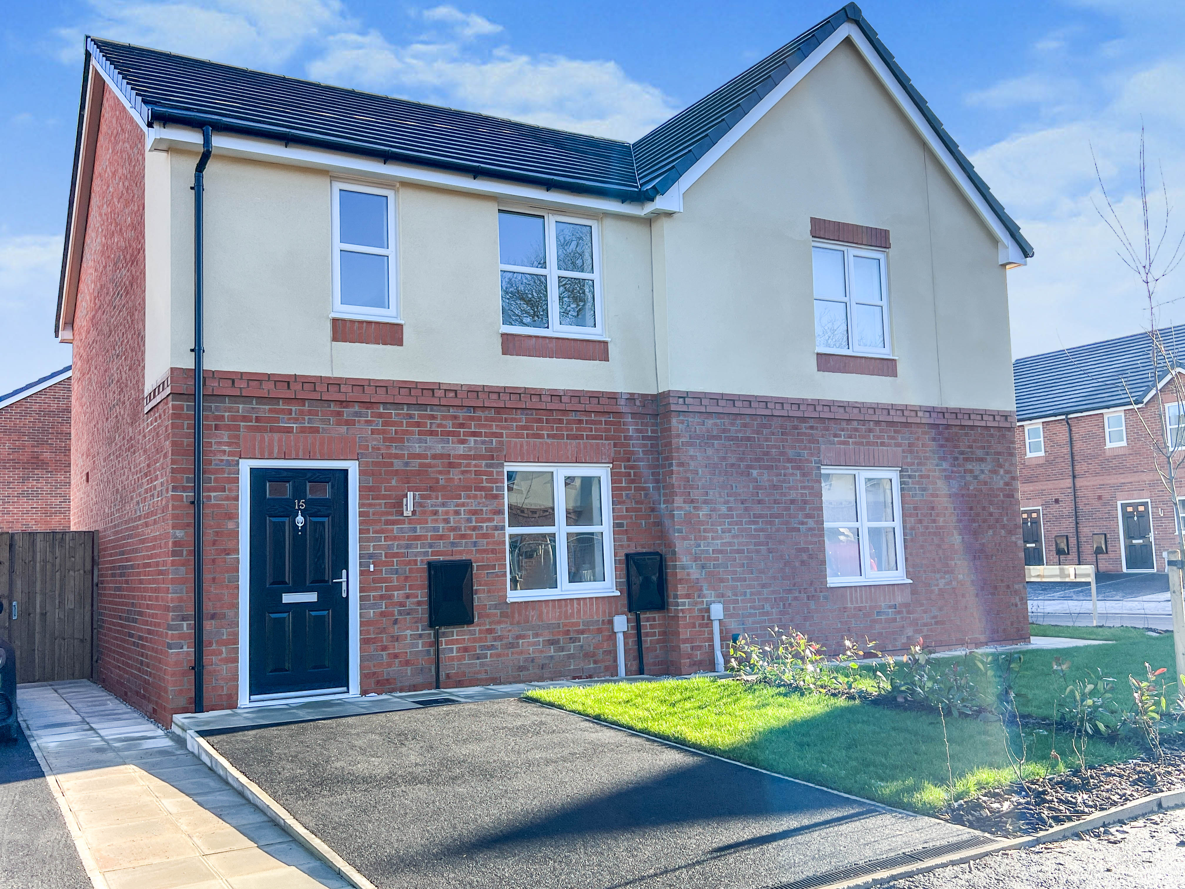 2 bedroom House (unspecified) SSTC