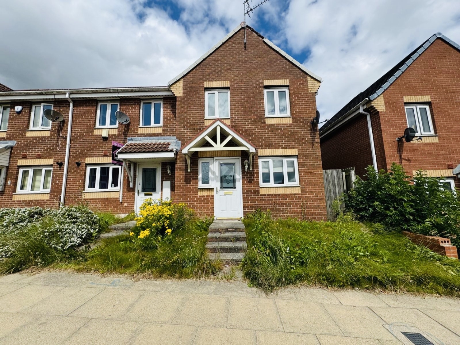3 bedroom Terraced For Sale