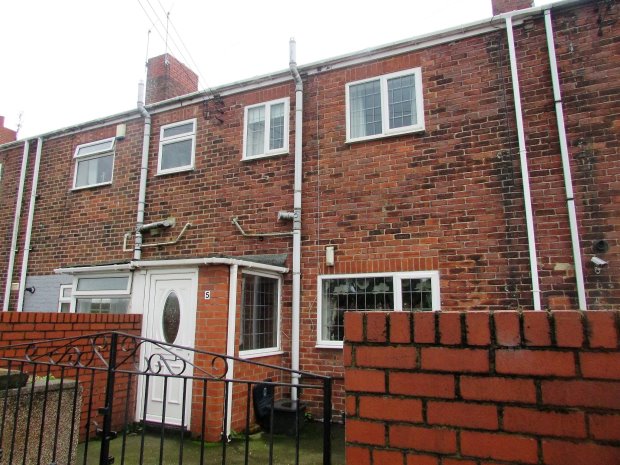 2 bedroom Terraced Let Agreed