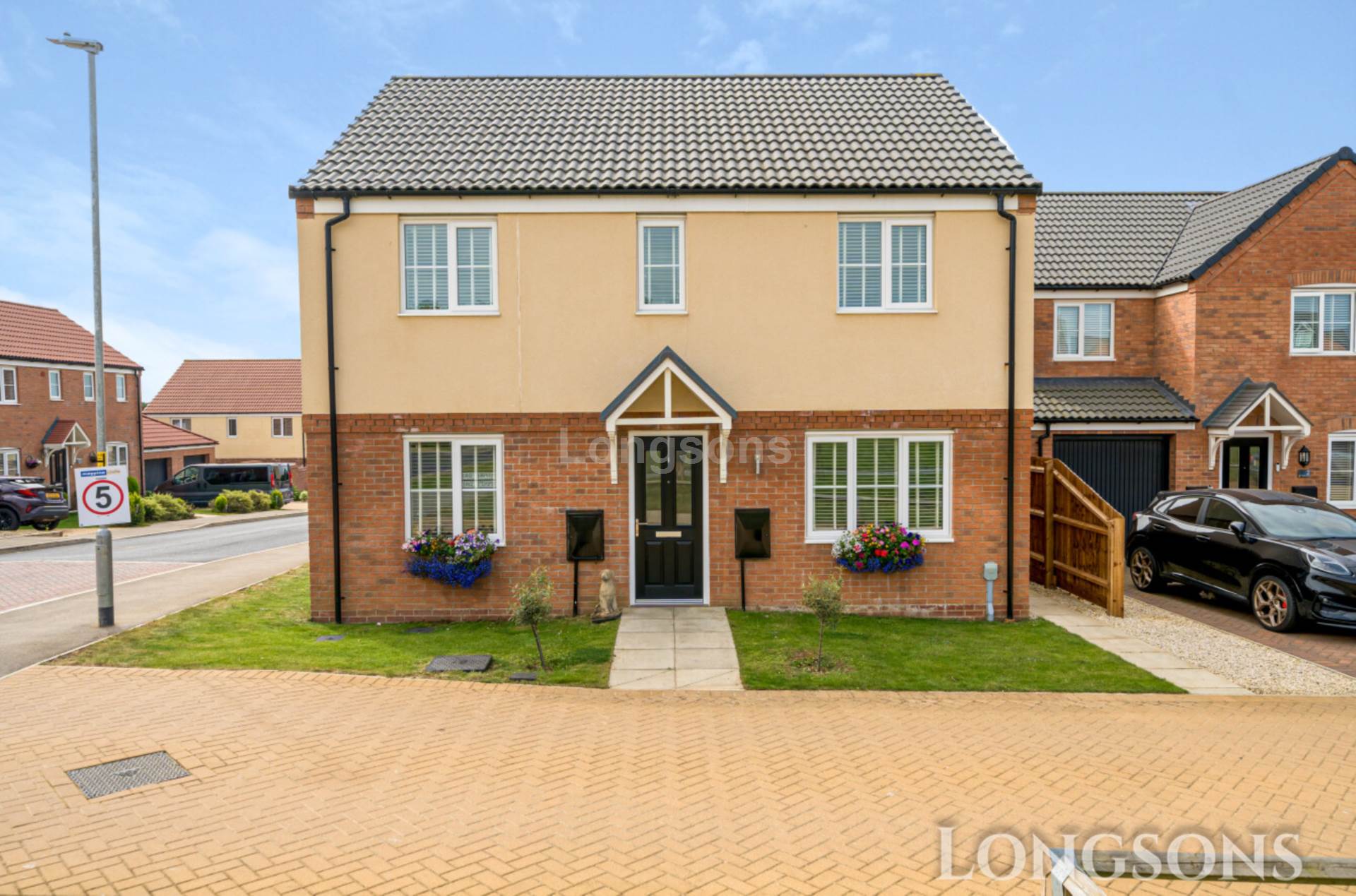 4 bedroom Detached For Sale