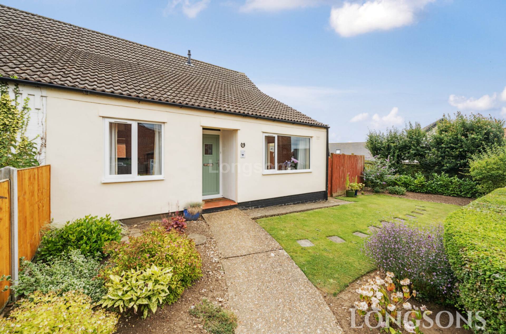 3 bedroom Terraced SSTC