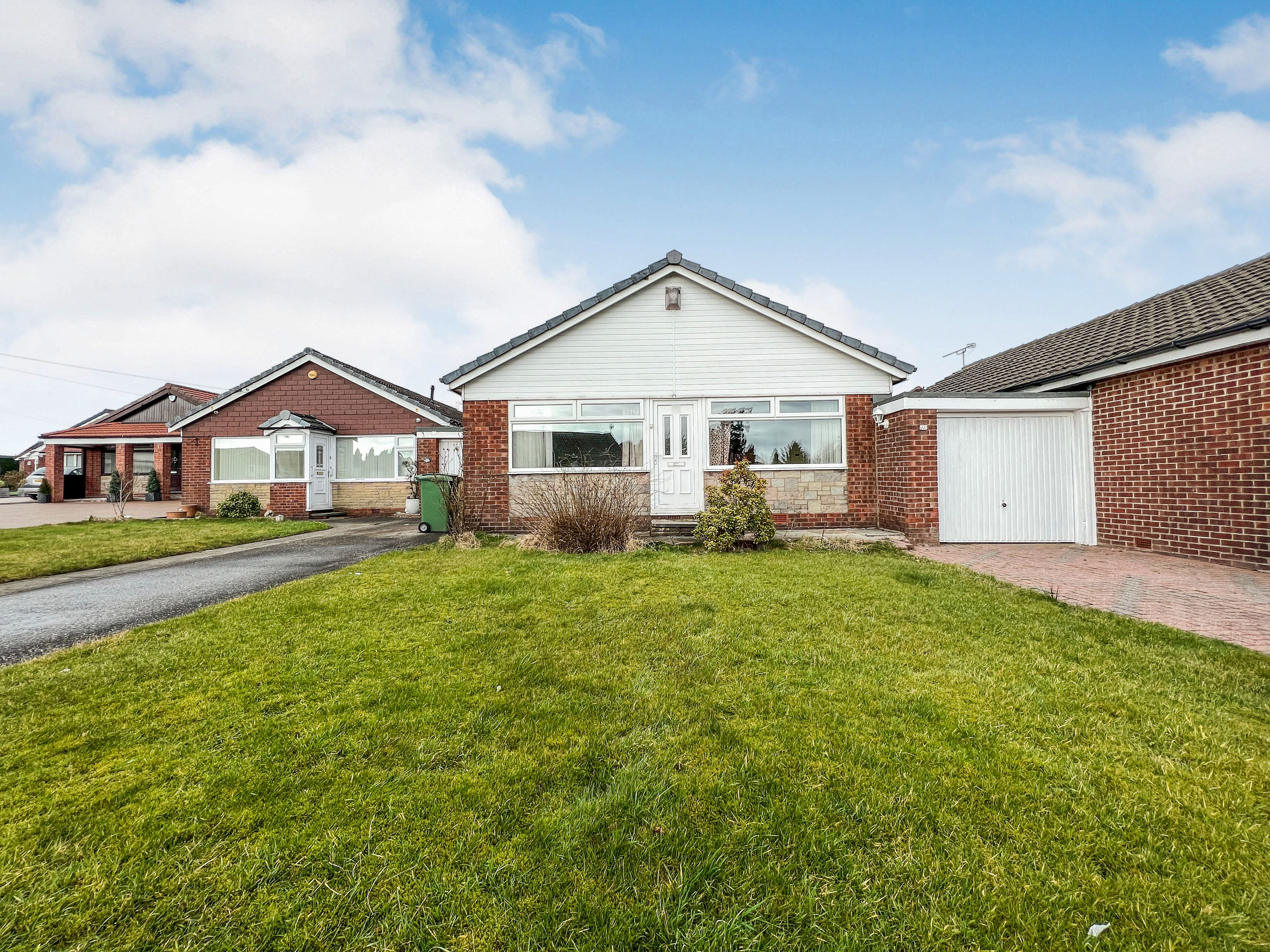 2 bedroom Bungalow SSTC