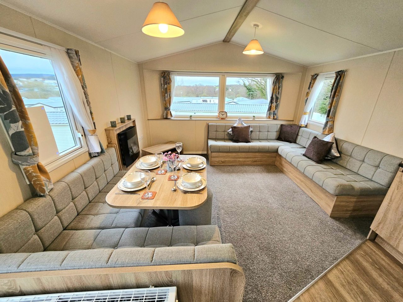 3 bedroom Static Home For Sale