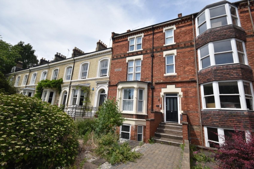 1 bedroom Terraced House Let