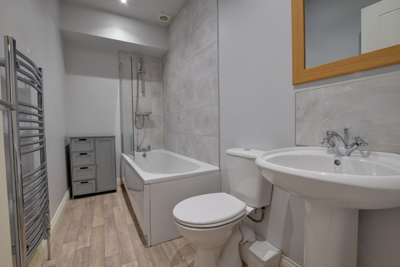 2 bedroom Terraced Under Offer