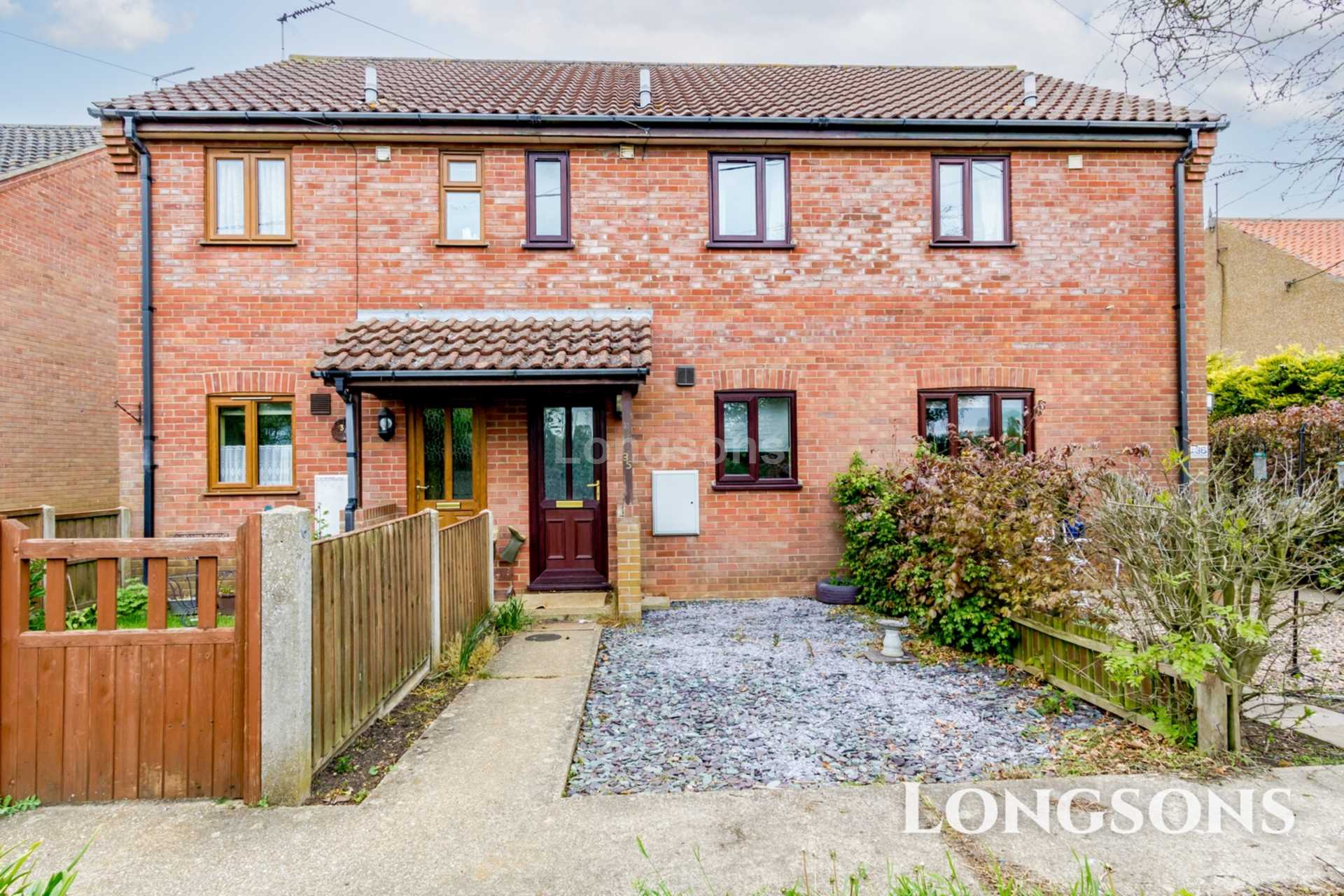 2 bedroom Terraced For Sale