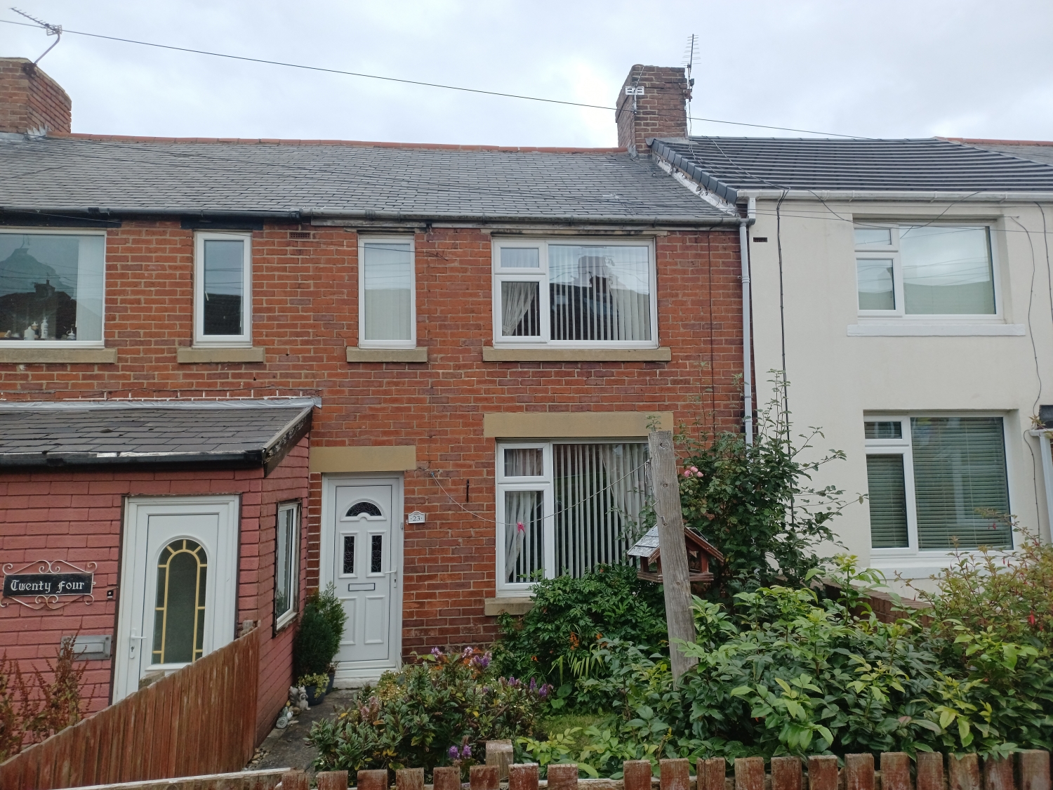 2 bedroom Terraced House SSTC