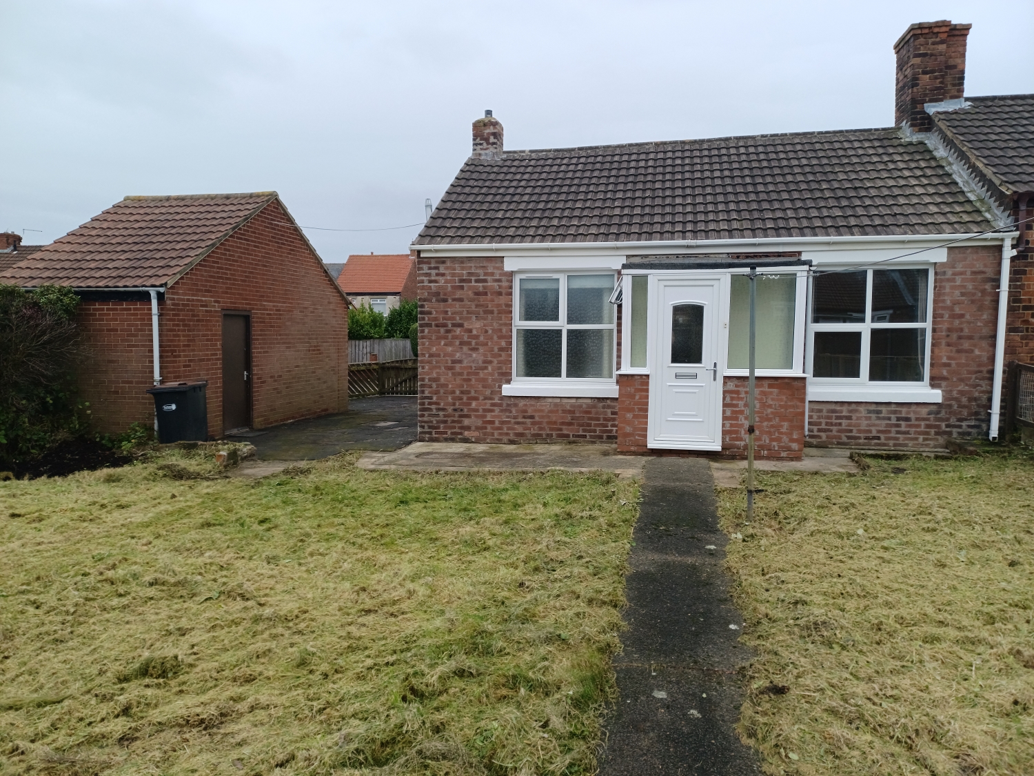 2 bedroom Bungalow Under Offer