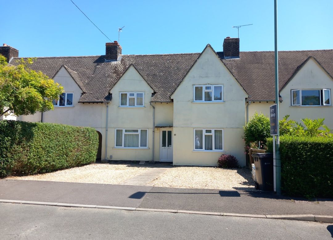 3 bedroom  For Sale